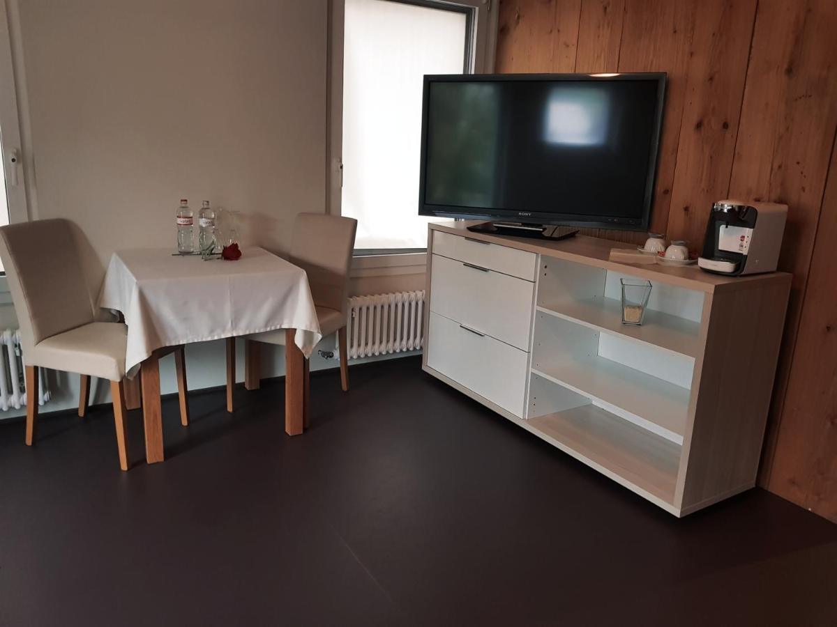 Zyba-Hotelzimmer-Vermietung Aesch Kanton Luzern Zewnętrze zdjęcie